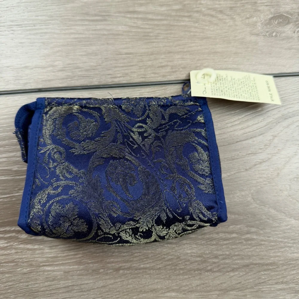 Oscar de la Renta Womens Cosmetic Bag Brocade Floral Blue Gold OS